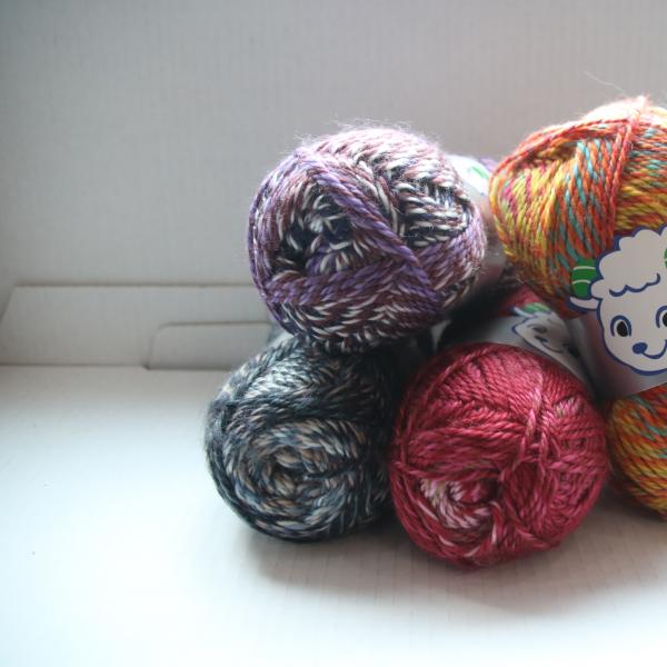 3.2NM/2 60%Acrylic 40%polyester